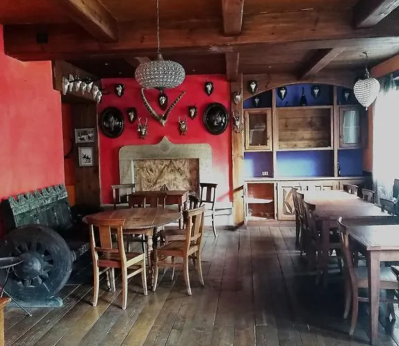 Punta Maquignaz Hotel