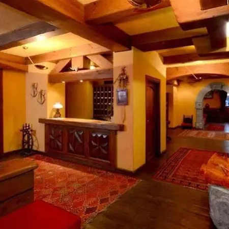 Punta Maquignaz Hotel 4*