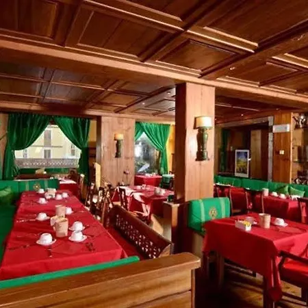 Punta Maquignaz Hotel